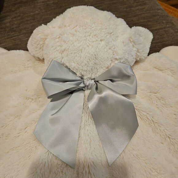 Lamby Cream Color with Mint Green Satin Bow Baby Mat Like New - Picture 7 of 12